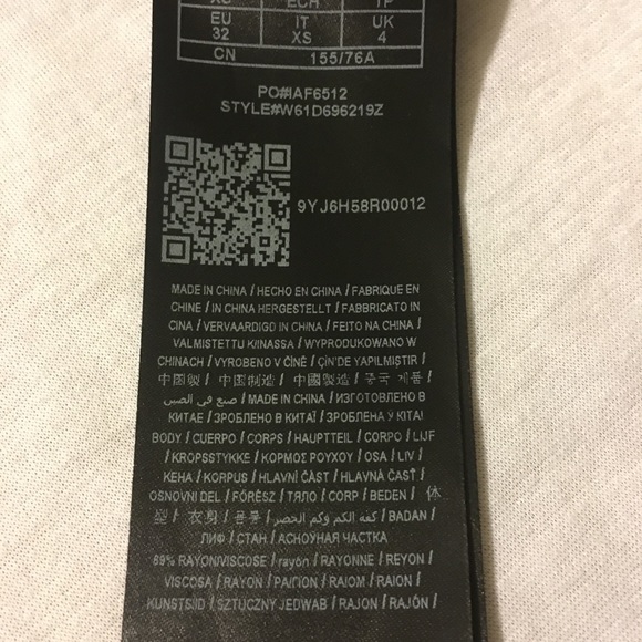 🔻GUESS?🔻 Backless Romper - Picture 7 of 8